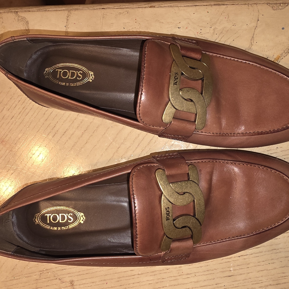 Tod's Brown Leather Loafers